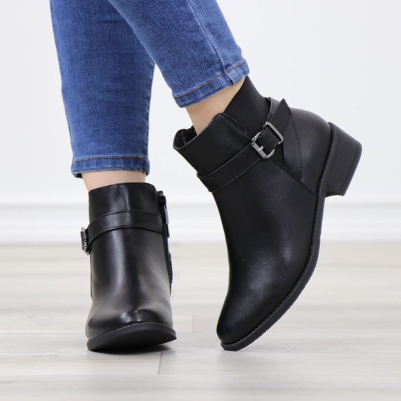 Black Synthetic Leather Chelsea Round Toe Low Heel Ankle Boots - Picture 10 of 12